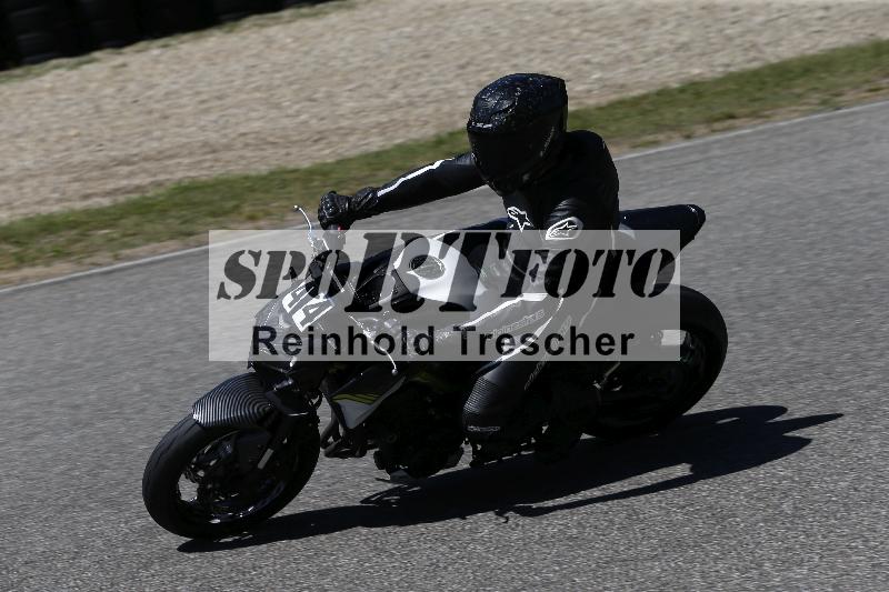 /15 22.05.2026  Plüss Moto Sport  Discover the Bike ADR /Gruppe gruen - Bike 1/44